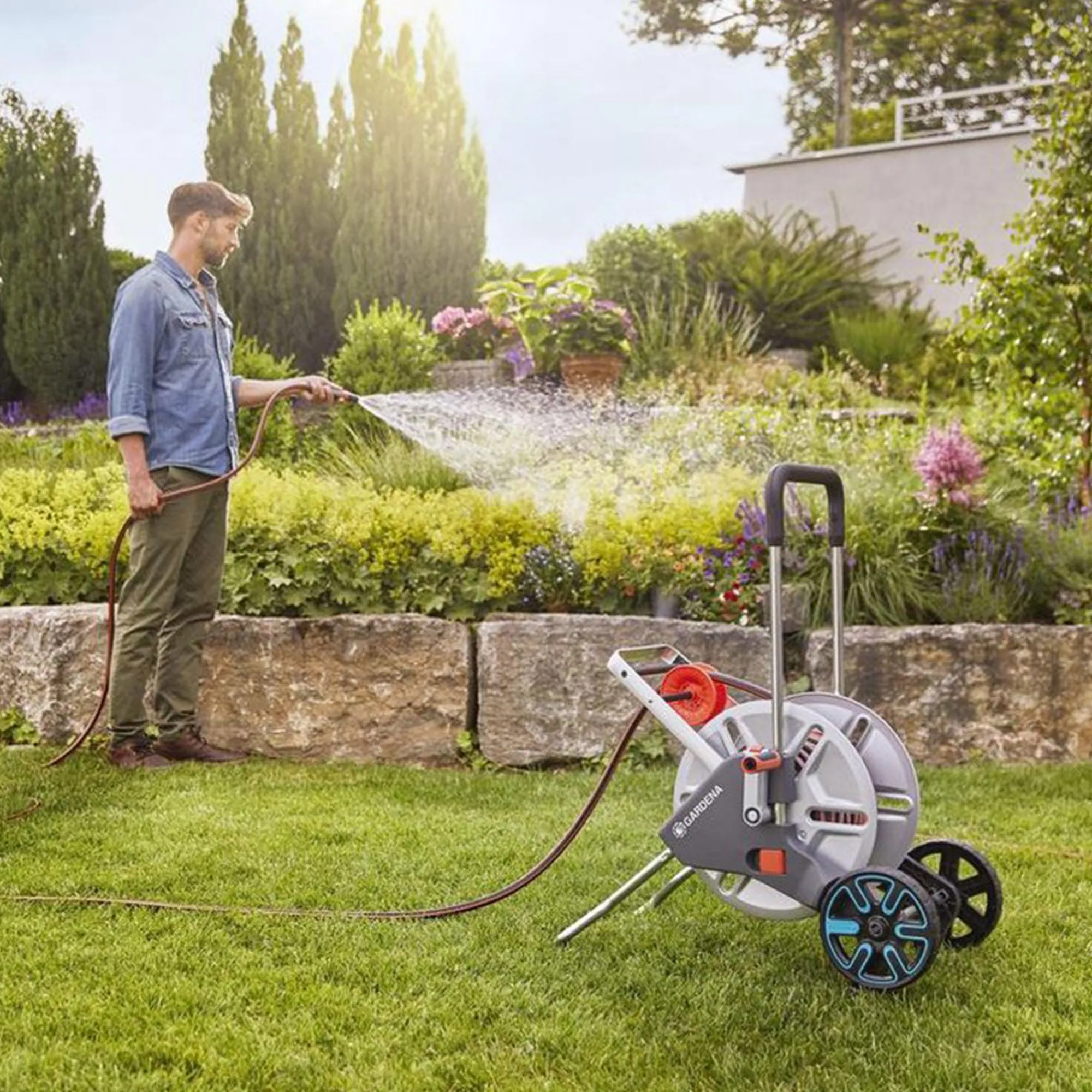 Gardena Pompen En Sproeien>Slangenw Cleverroll M metal 1/2 +25m slang